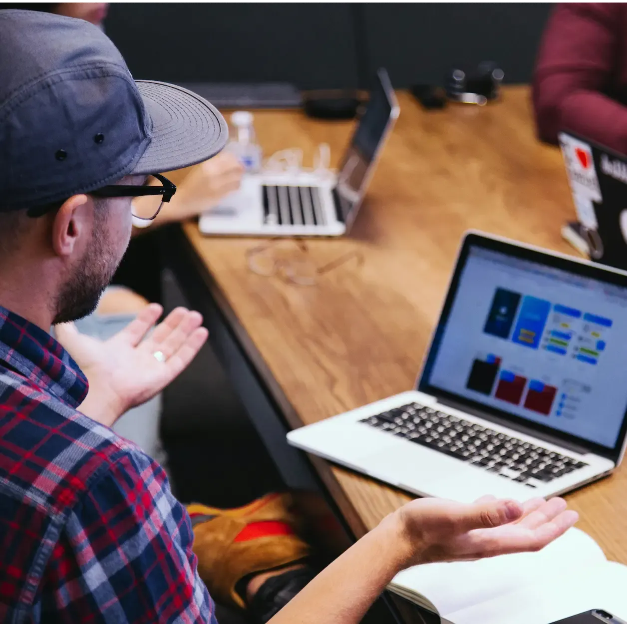 An Image Is Showing Custom SaaS Platforms for Startups