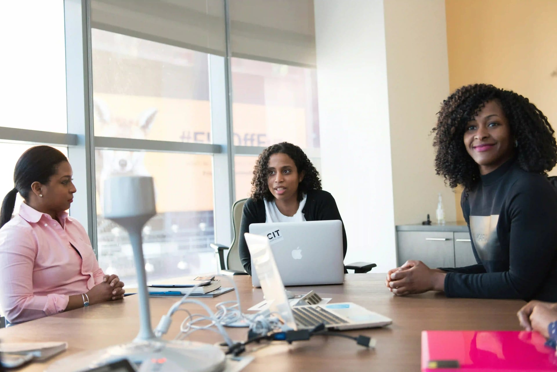 An Image Is Showing Expert In-house Teams