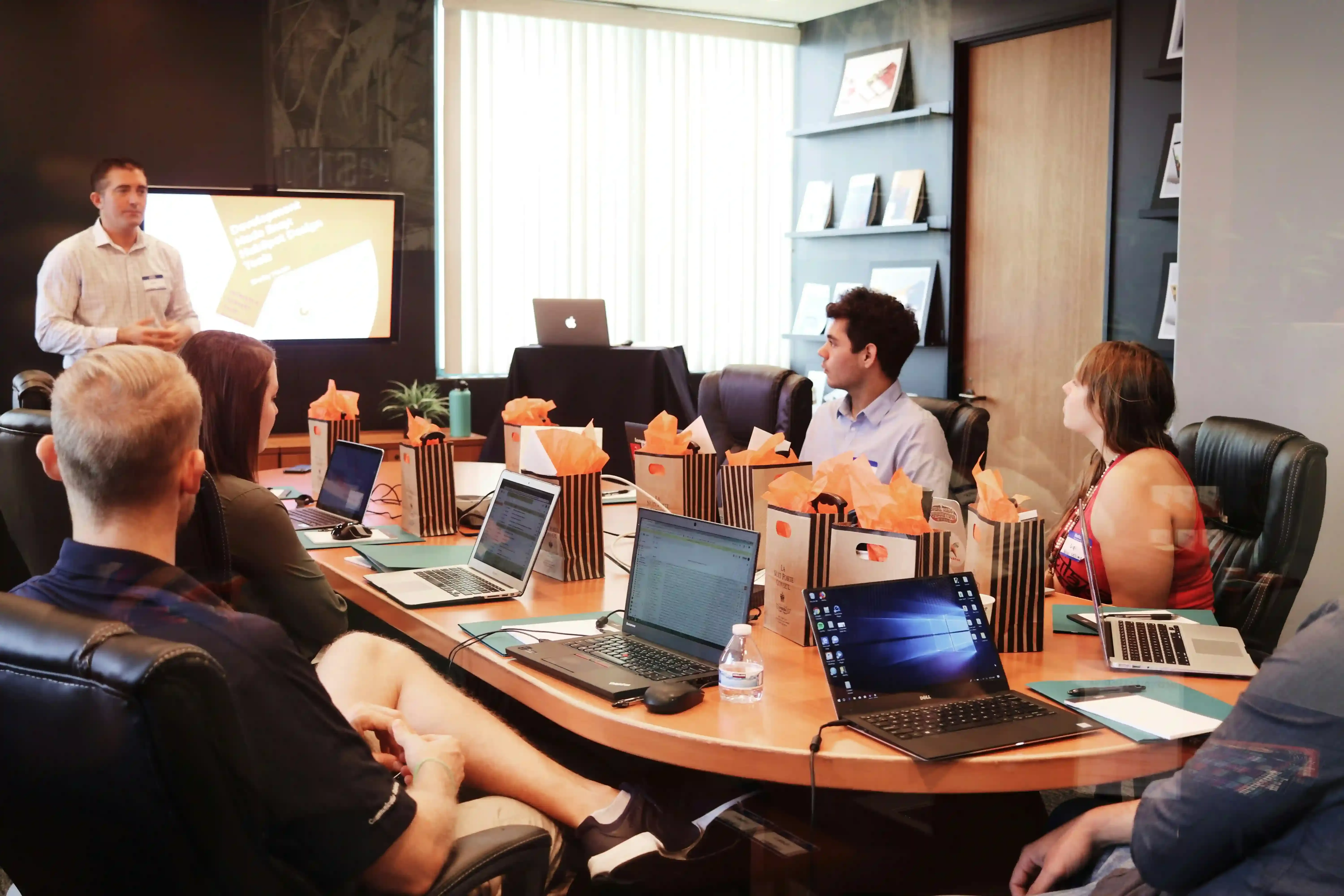 Digital Solutions For On-Demand Industry | Tenet