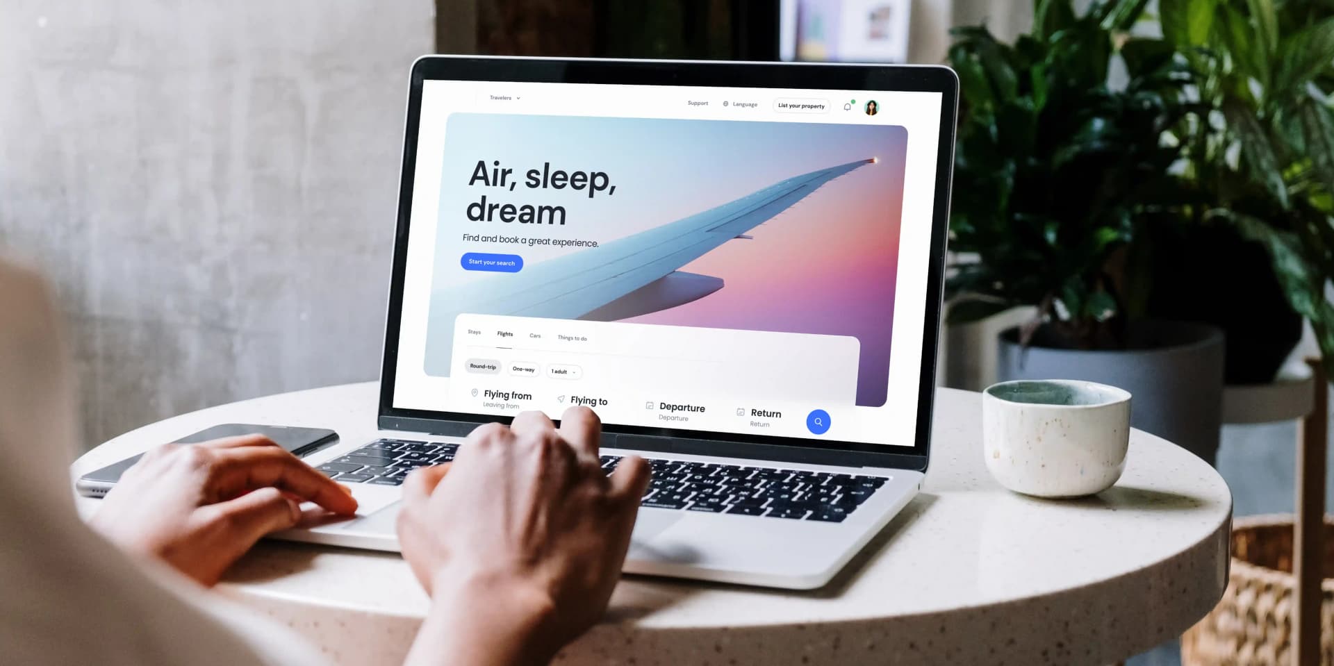 Full width banner desktop