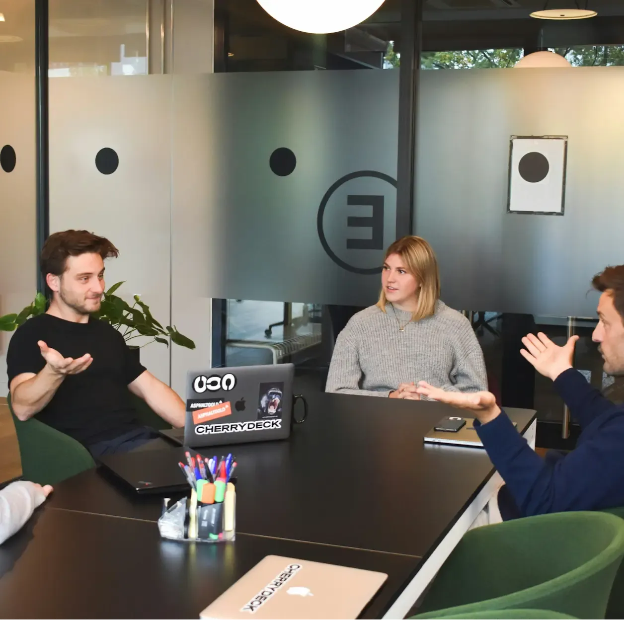 An Image Is Showing Cost to Hire a Fintech UI/UX Design Agency